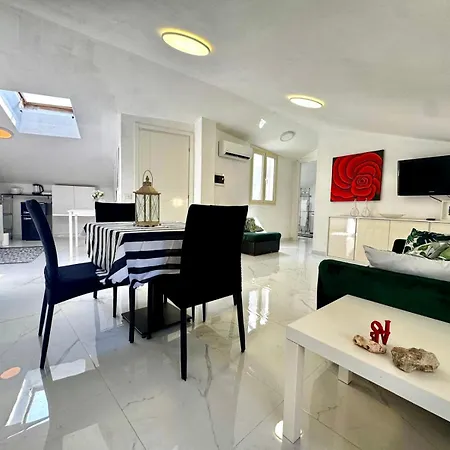 Modern * Bari Sardo